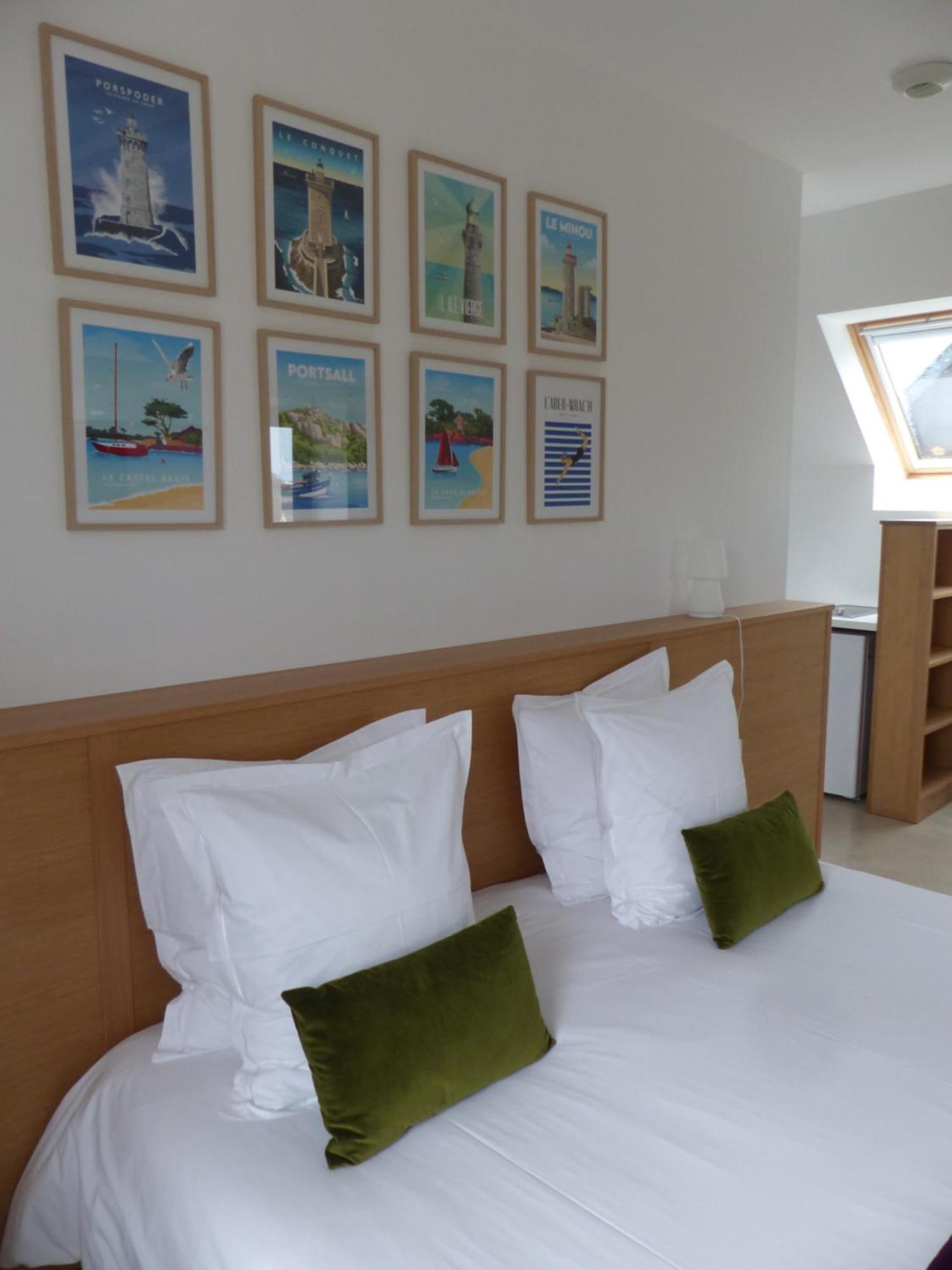 Les Chambres D'Hotes De Kerasquer Lannilis Room photo