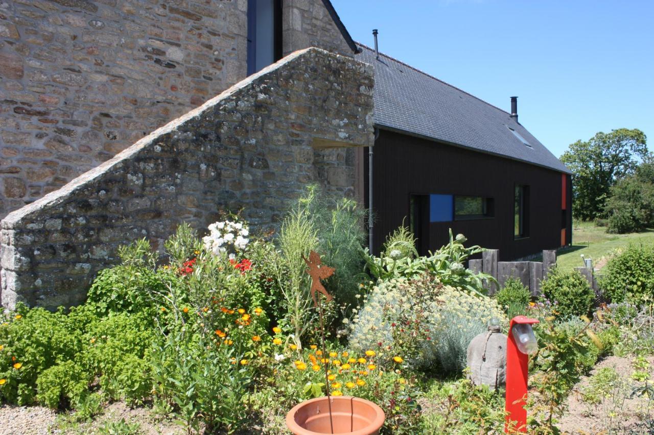 Les Chambres D'Hotes De Kerasquer Lannilis Exterior photo